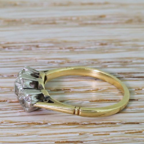 fig 2. Art Deco 0.88 Carat Old Cut Diamond Trilogy Ring, circa 1920