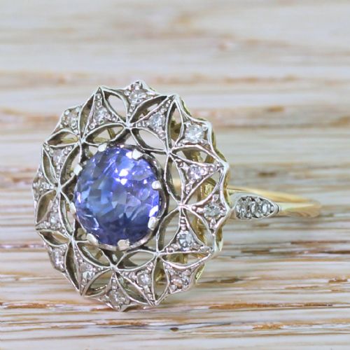 Edwardian 3.50 Carat Natural Ceylon Sapphire Ring, Circa 1910
