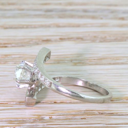 fig 2. Art Deco 1.36 Carat Old Mine Cut Diamond Engagement Ring, circa 1920
