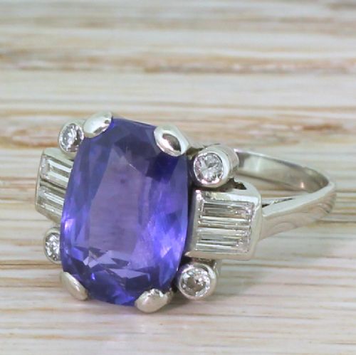 Art Deco 4.61 Carat Natural Ceylon Colour Change Sapphire Ring, Circa 1930
