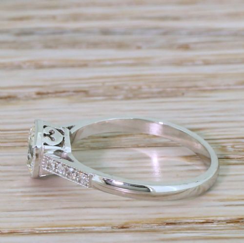 fig 2. Art Deco 1.01 Carat Old Cut Diamond Engagement Ring, circa 1925