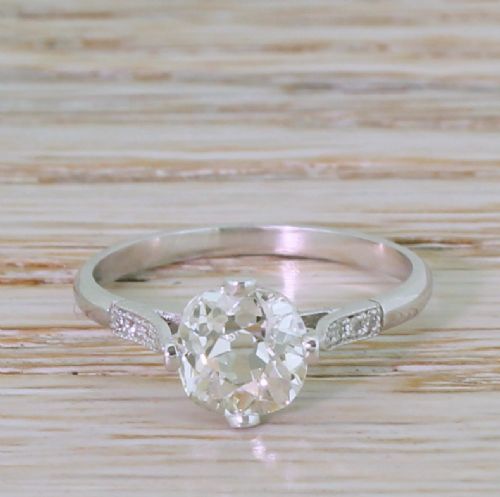 fig 1. Art Deco 1.01 Carat Old Cut Diamond Engagement Ring, circa 1925