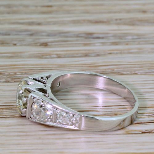 fig 2. Retro 1.02 Carat Round Brilliant Cut (& 0.90 Carat) Diamond Ring, circa 1945