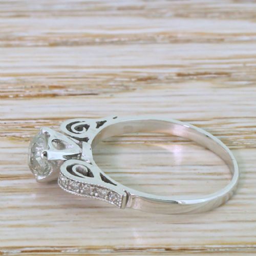 fig 2. Art Deco 1.06 Carat Old Cut Diamond Engagement Ring, circa 1925