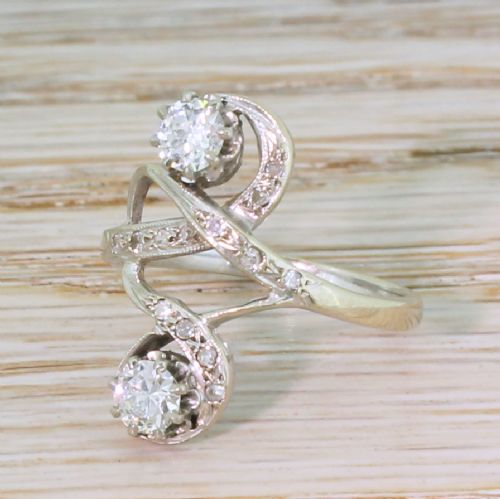 Art Nouveau 0.49 Carat Toi Et Moi Ring, Circa 1920
