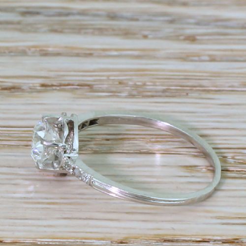 fig 2. Art Deco 1.00 Carat Old Cut Diamond Engagement Ring, circa 1920