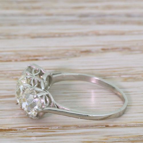 fig 2. Art Deco 3.56 Carat Old Cut Diamond Trilogy Ring, circa 1920