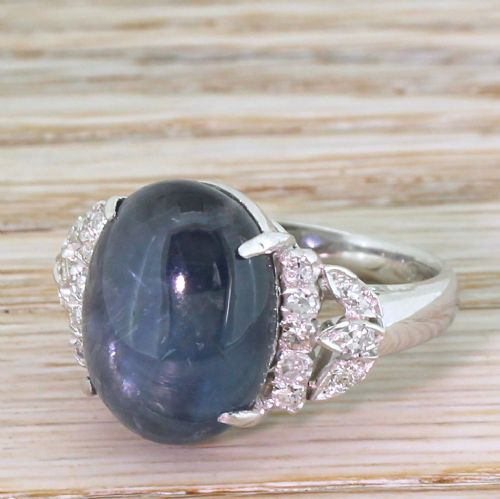 Late 20th Century 11.22 Carat Cabochon Sapphire Ring
