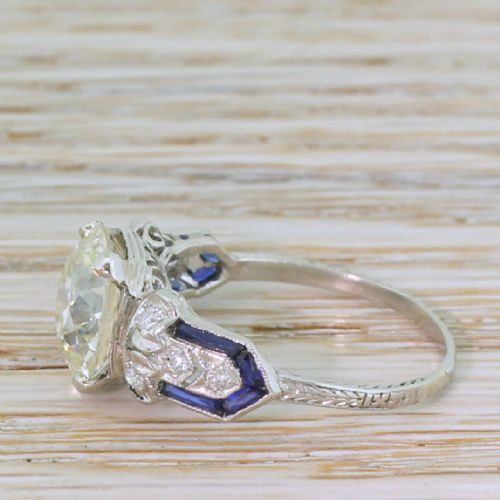 fig 2. Edwardian 3.22 Carat Old Cut Diamond Engagement Ring, circa 1910