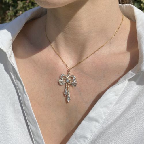 fig 1. Victorian 1.43 Carat Old Cut Diamond “Bow” Pendant, Circa 1880