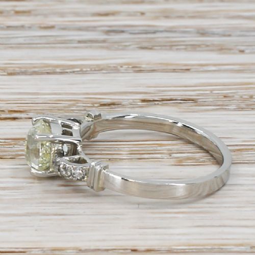 fig 2. Art Deco 1.24 Carat Old Cut Diamond Engagement Ring, circa 1920
