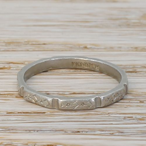 Art Deco Platinum Wedding Band Ring, Circa 1920