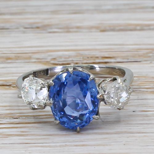 fig 1. Art Deco 2.55 Carat Sapphire & 0.75 Carat Old Cut Diamond Ring, circa 1940