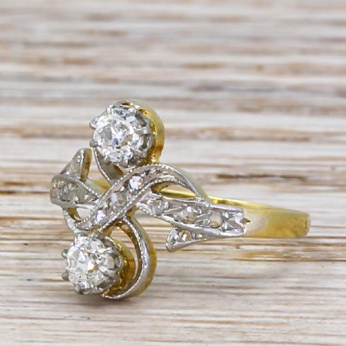 Art Nouveau 0.46 Carat Old Cut Diamond Toi Et Moi Ring, Circa 1910