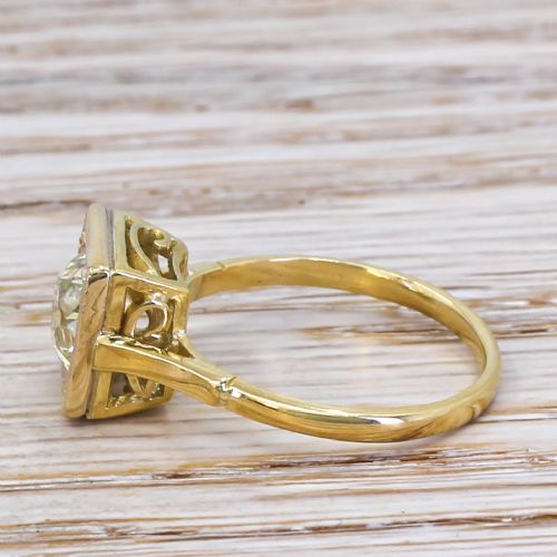 fig 2. Art Deco 1.74 Carat Old Cut Diamond Engagement Ring, circa 1915
