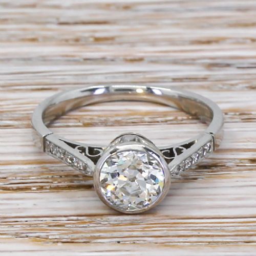 fig 1. Art Deco 0.98 Carat Old Cut Diamond Engagement Ring, circa 1920