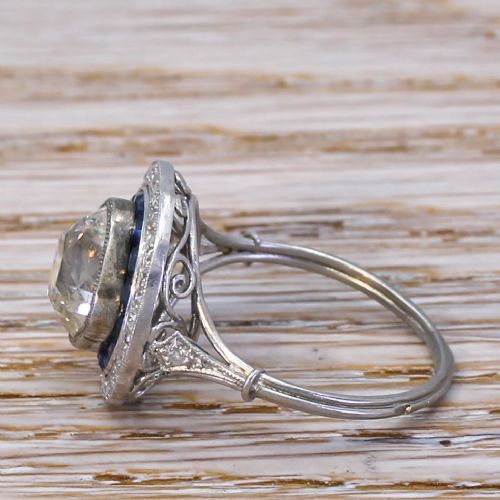 fig 2. Art Deco 3.27 Carat Old Cut Diamond & Sapphire Target Cluster Ring, circa 1915