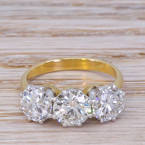 fig 1. Late 20th Century 2.72 Carat Brilliant Cut Diamond Trilogy Ring