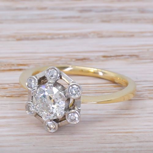 Art Deco 1.03 Carat Old Cut Diamond Cluster Ring, Circa 1920