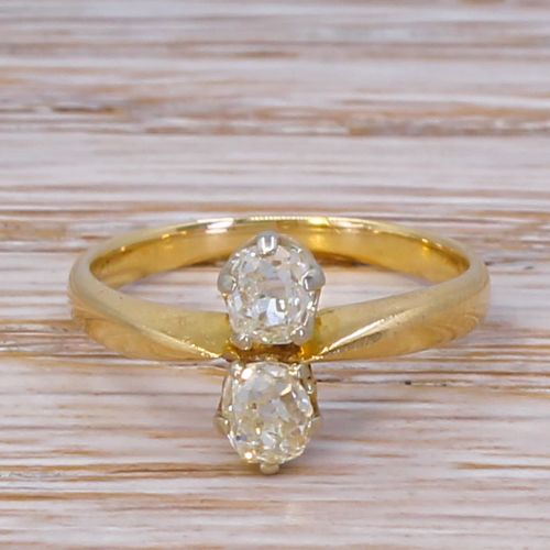 fig 1. Edwardian 0.45 Carat Old Cut Diamond Toi Et Moi Ring, circa 1910