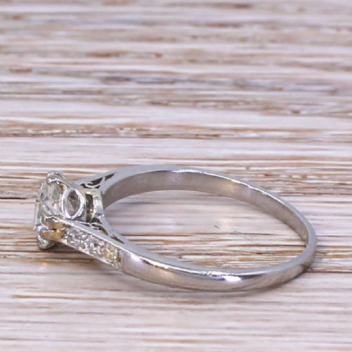 fig 2. Art Deco 0.76 Carat Old Cut Diamond Engagement Ring, circa 1930