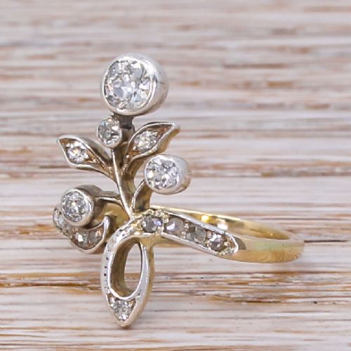 Art Nouveau 0.43 Carat Old Cut Diamond Flower Ring, Circa 1900