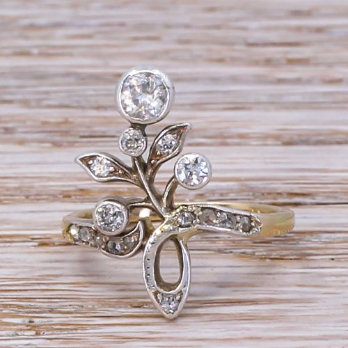 fig 1. Art Nouveau 0.43 Carat Old Cut Diamond Flower Ring, circa 1900