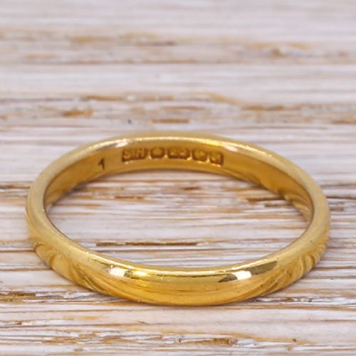 Mid Century 22k Yellow Gold Wedding Band Ring, Dated 1950
