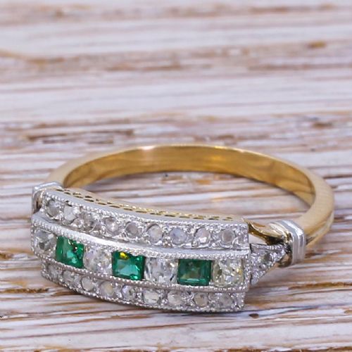 Art Deco 0.40 Carat Diamond & 0.21 Carat Emerald Ring, Circa 1920