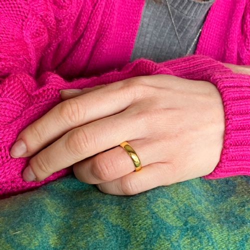fig 1. Edwardian 22k Yellow Gold Wedding Band Ring, dated 1903