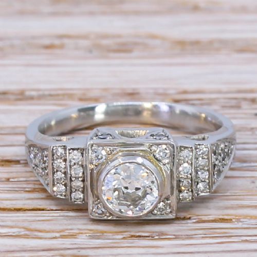 fig 1. Art Deco 0.73 Carat Old Cut Diamond Cluster Ring, circa 1935