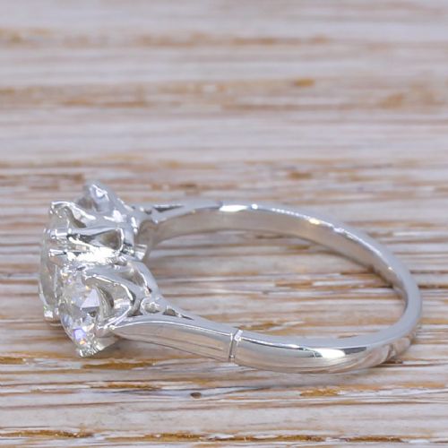 fig 2. Art Deco 1.83 Carat Old Cut Diamond Trilogy Ring, circa 1930