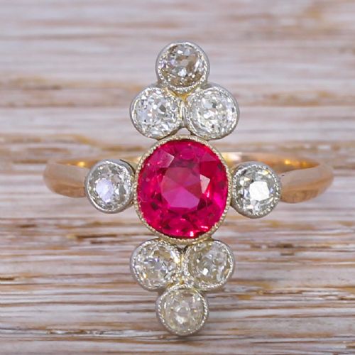 fig 1. Edwardian 1.28 Carat Spinel & 1.07 Carat Old Cut Diamond Ring, circa 1910