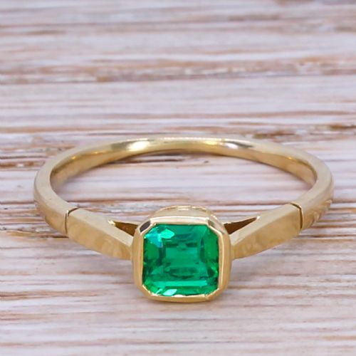 fig 1. Art Deco 0.54 Carat Minor Oil Colombian Emerald Ring, circa 1930