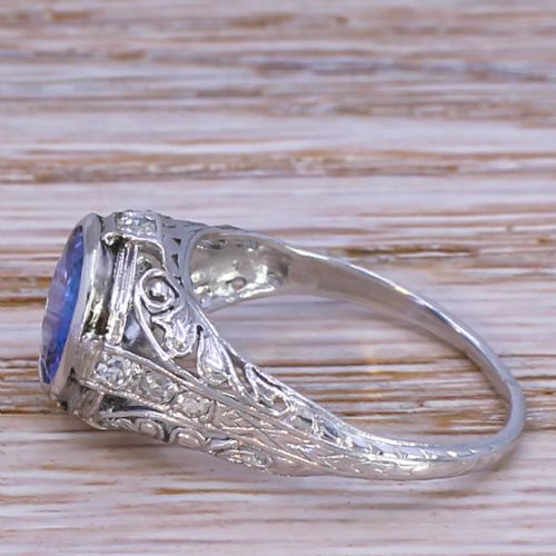 fig 2. Edwardian 2.14 Carat Sapphire Solitarie Ring, circa 1910