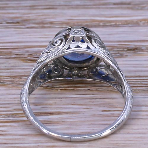 fig 3. Edwardian 2.14 Carat Sapphire Solitarie Ring, circa 1910