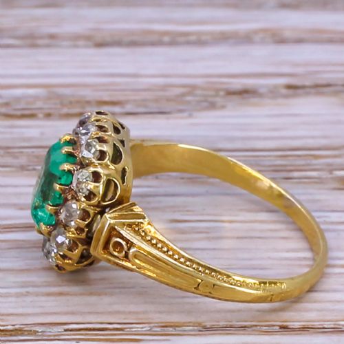 fig 2. Art Nouveau 1.00 Carat Emerald & 0.72 Carat Diamond Ring, circa 1900