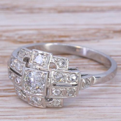 Art Deco 1.21 Carat Old Cut Diamond Cluster Ring, Circa 1935