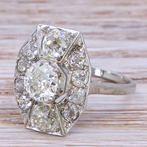 Art Deco 2.62 Carat Old Cut Diamond Cluster Ring, Circa 1935