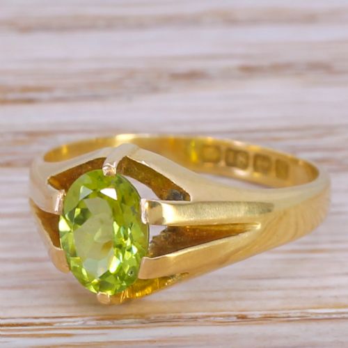 Art Deco 1.20 Carat Peridot Solitaire Ring, Dated 1915