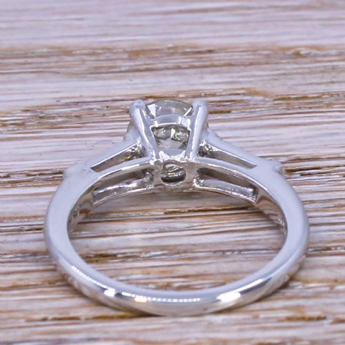 fig 3. Art Deco 1.23 Carat Old Cut Diamond Engagement Ring, circa 1925