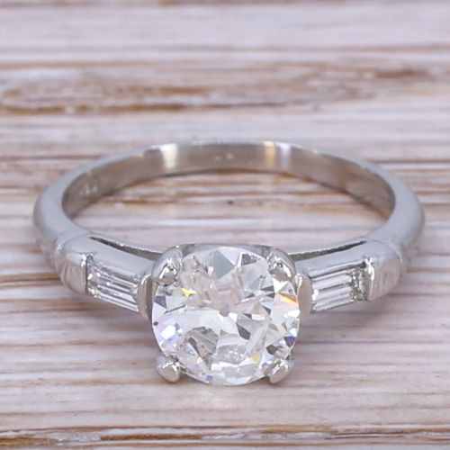 fig 1. Art Deco 1.00 Carat Old Cut Diamond Engagement Ring, circa 1930