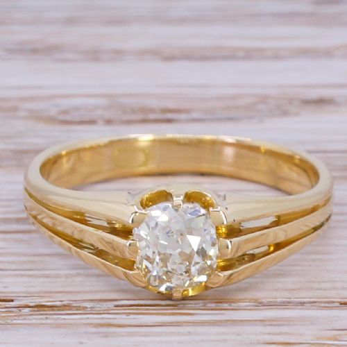 fig 1. Victorian 1.07 Carat Old Cut Diamond Solitaire Ring, circa 1900