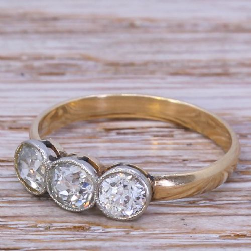 Art Deco 1.05 Carat Old Cut Diamond Trilogy Ring, Circa 1920
