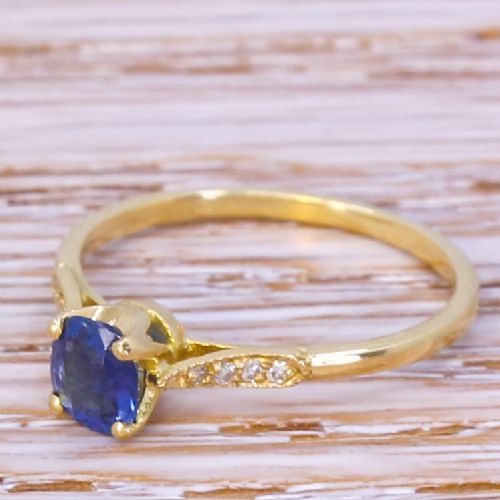 Art Deco 0.44 Carat Natural Sapphire Solitaire Ring, Circa 1920