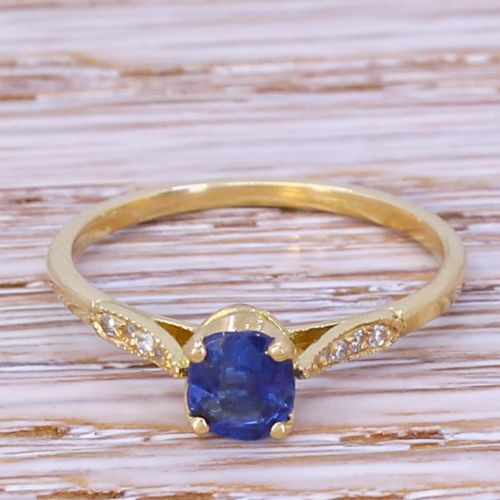 fig 1. Art Deco 0.44 Carat Natural Sapphire Solitaire Ring, circa 1920