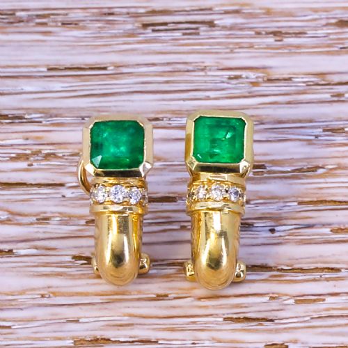 fig 2. Vintage 1.75 Carat Colombian Emerald & Diamond Earrings, circa 1970