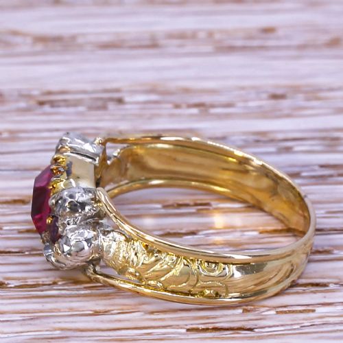 fig 2. Georgian 0.98 Carat Spinel & Diamond Ring, circa 1800