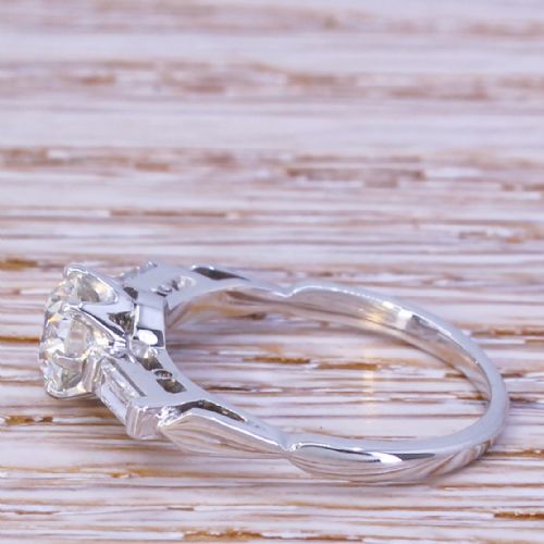 fig 2. Art Deco 1.02 Carat Old Cut Diamond Engagement Ring, circa 1940