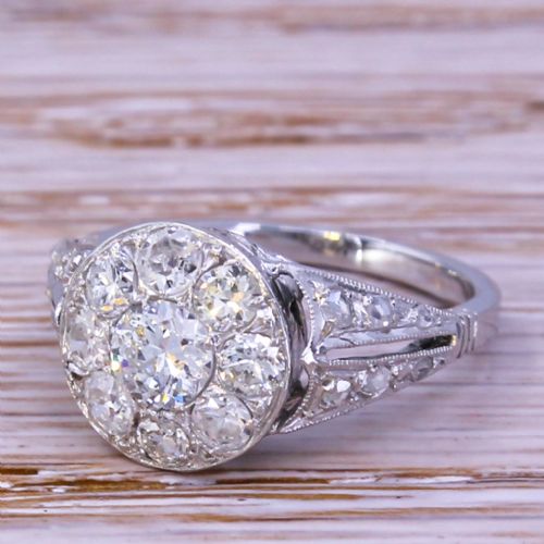 Art Deco 0.97 Carat Old Cut Diamond Cluster Ring, Circa 1945